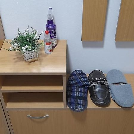 Cozy And Sunny Apartment Near The Airport Сараєво Екстер'єр фото